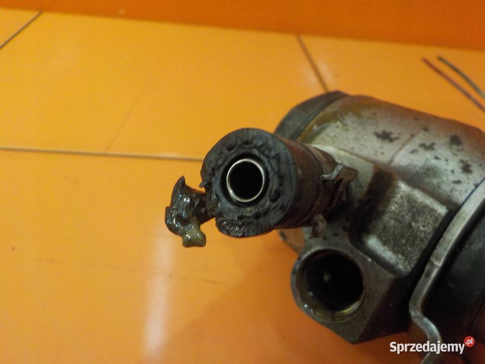 AUDI A4 B8 A6 C6 32 FSI 10r 265 CAL pompa paliwa mazowieckie Suków