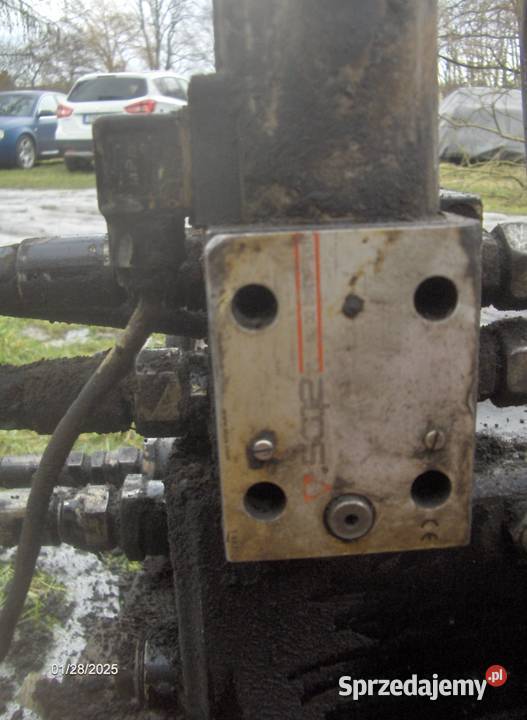 Zbiornik hydrauliczny 70l MF 5425