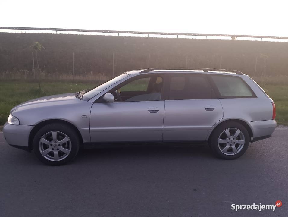Audi a4 b5 19tdi światła przeciwmgielne lubelskie Tomaszów Lubelski sprzedam