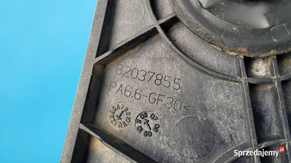 CASE IH PUMA 145 12r ZAWIAS DRZWI SZYBY DOLNY