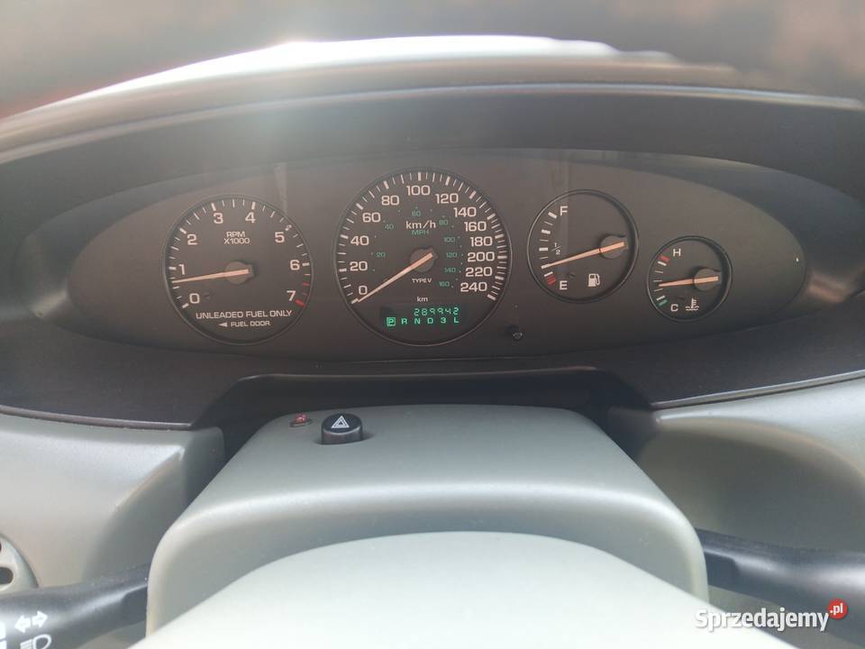 Sprzedam samochód osobowy sedan Chrysler Cirrus Cirrus Padew Narodowa