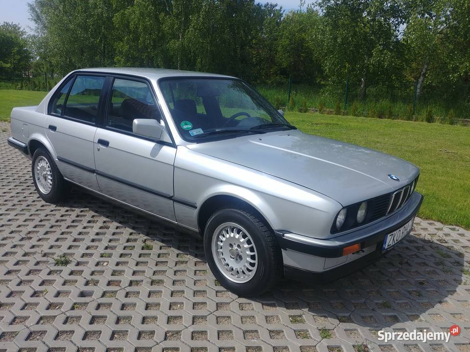 BMW 318i 1986r Bardzo ładna Zarejestrowana Biesiekierz