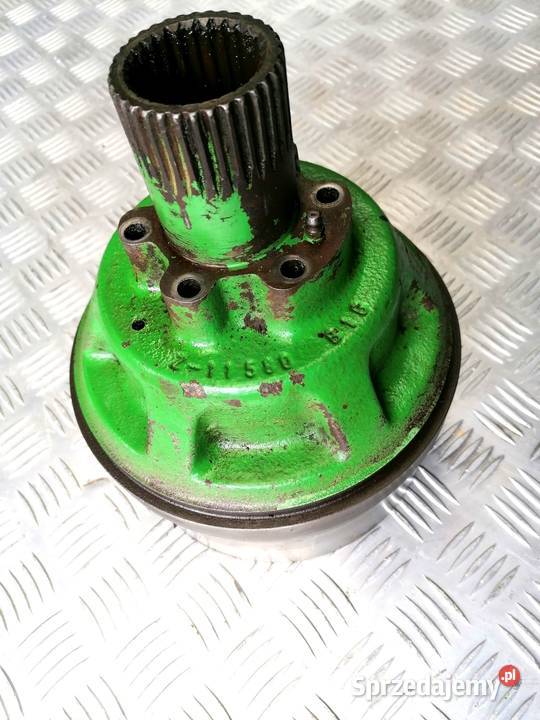 Piasta John Deere 1165 1166 1170 1174 1175 1177 Zajęczniki