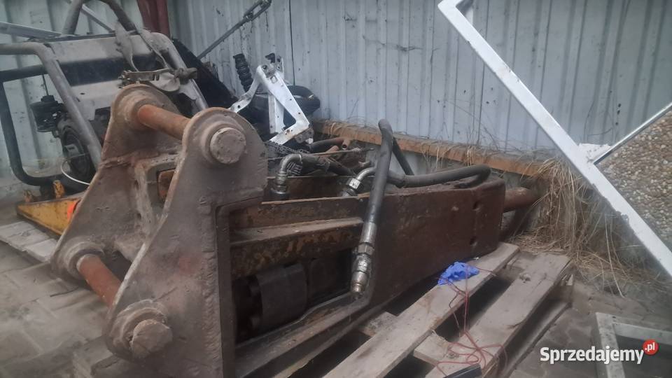 Młot do koparko ładowarka jcb cat nie