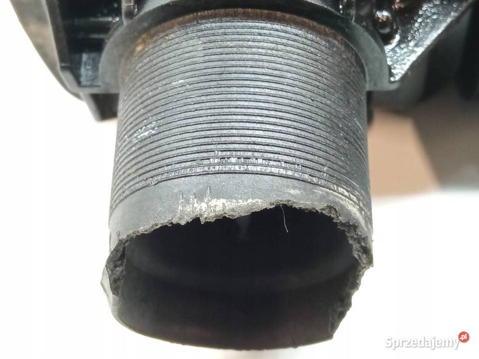 OBUDOWA TERMOSTATU 9804160380 Ford Mondeo Mk5