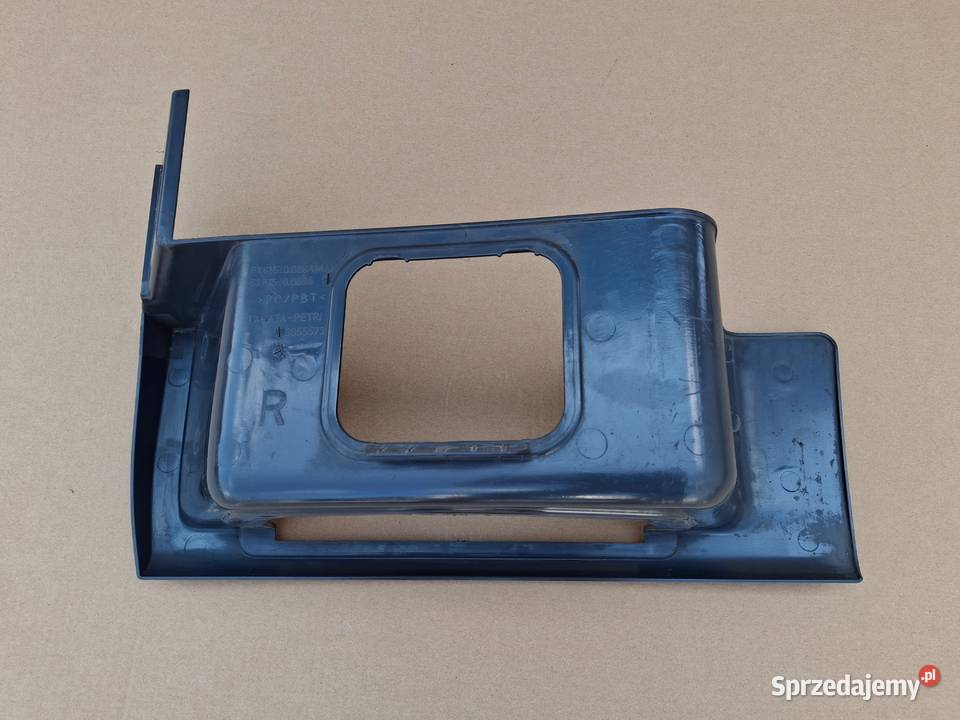 MAN TGL TGM STOPIEŃ DOLNY PRAWY OBUDOWA ORYGINAŁ Pozostałe