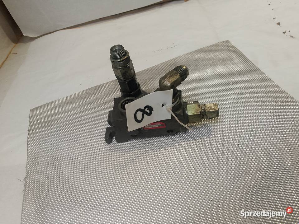 REGULATOR CISNIENIA renalut 7700035968 1092808 Turek