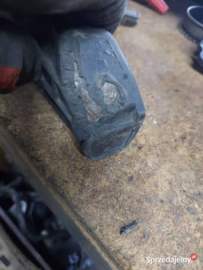 Suzuki GS 500 podnóżek prawy przód przedni Jelenia Góra