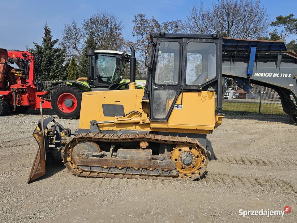Spycharka Komatsu D31E20T Krzykosy