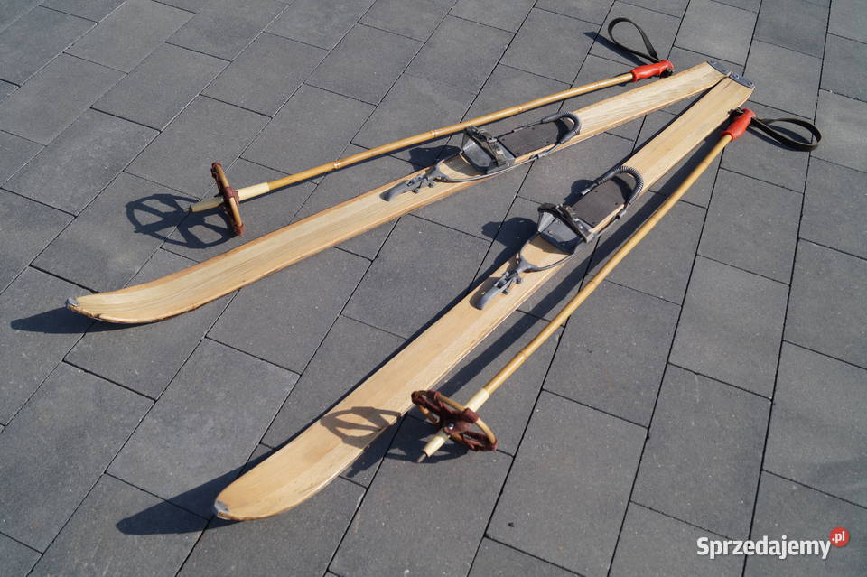 Stare narty drewniane 130 z kijkami