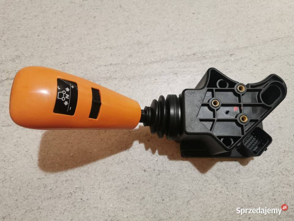 Manetkadźwignia rewersu do ciągnika Claas