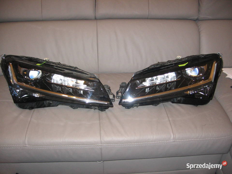 Reflektor lampa prawa full led Skoda Superb 3 Lampy przednie mazowieckie Warszawa