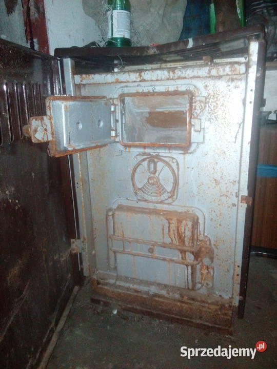 Piec żeliwnu ŻAR Bratkowice