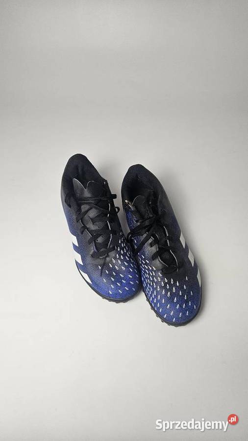 Turfle adidas predator