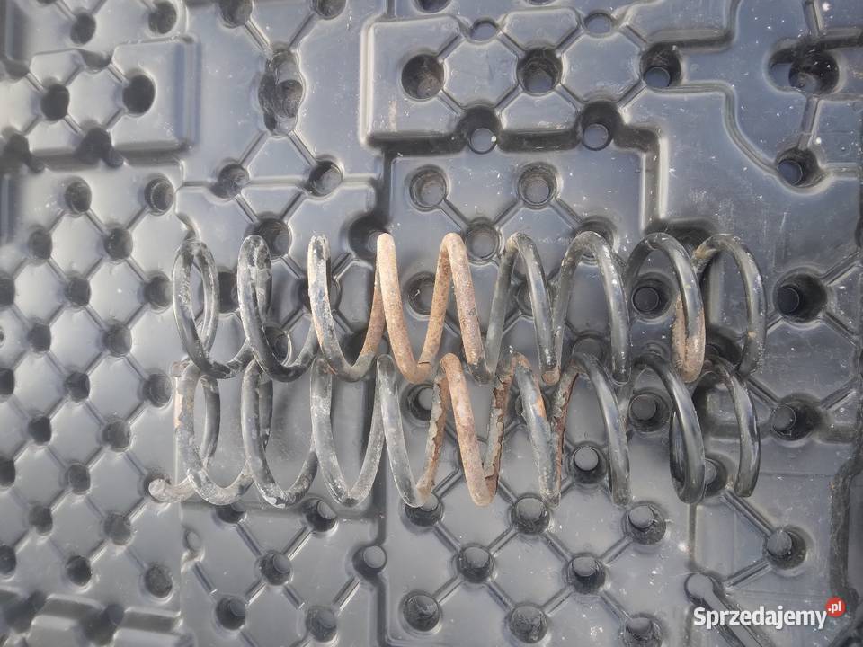 Sprężyny tył BMW E39 sedan