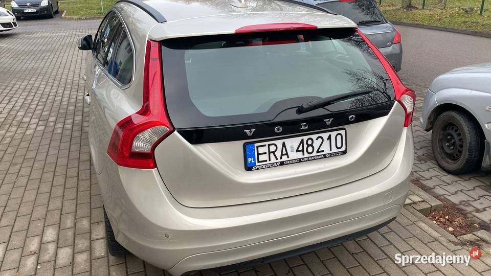 VOLVO V60 DriveE Summum Radomsko