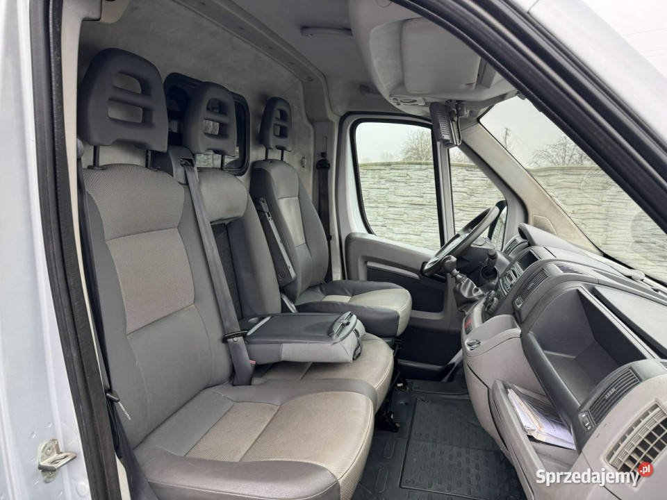 Fiat Ducato Fiat Ducato L4H2 30 JTD Maxi Klima srebrny Samochody dostawcze