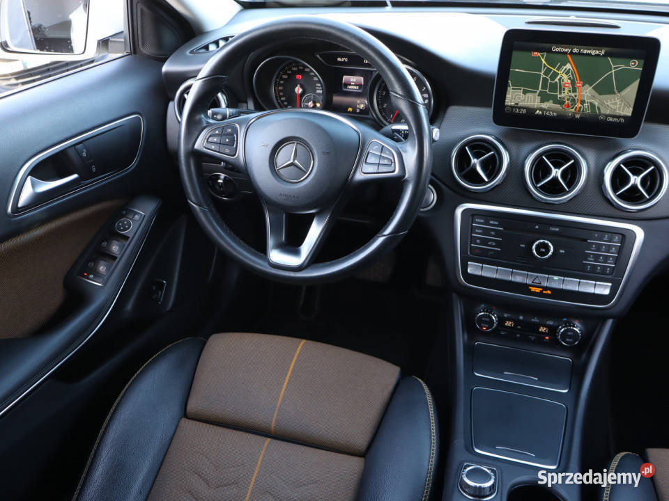 Mercedes GLA GLA 220 4MATIC czujnik zmierzchu Bielany Wrocławskie