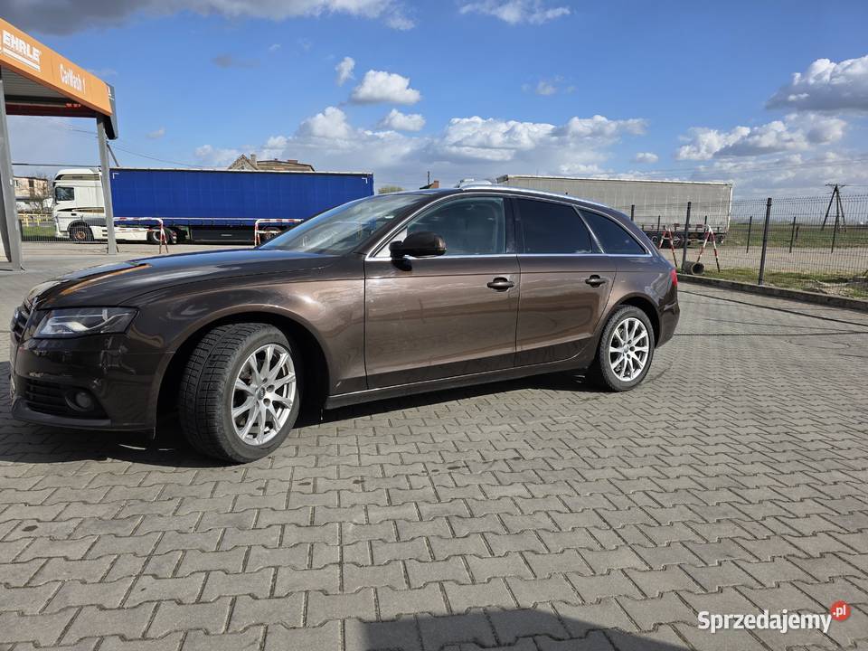 Sprzedam Audi A4B8 Września
