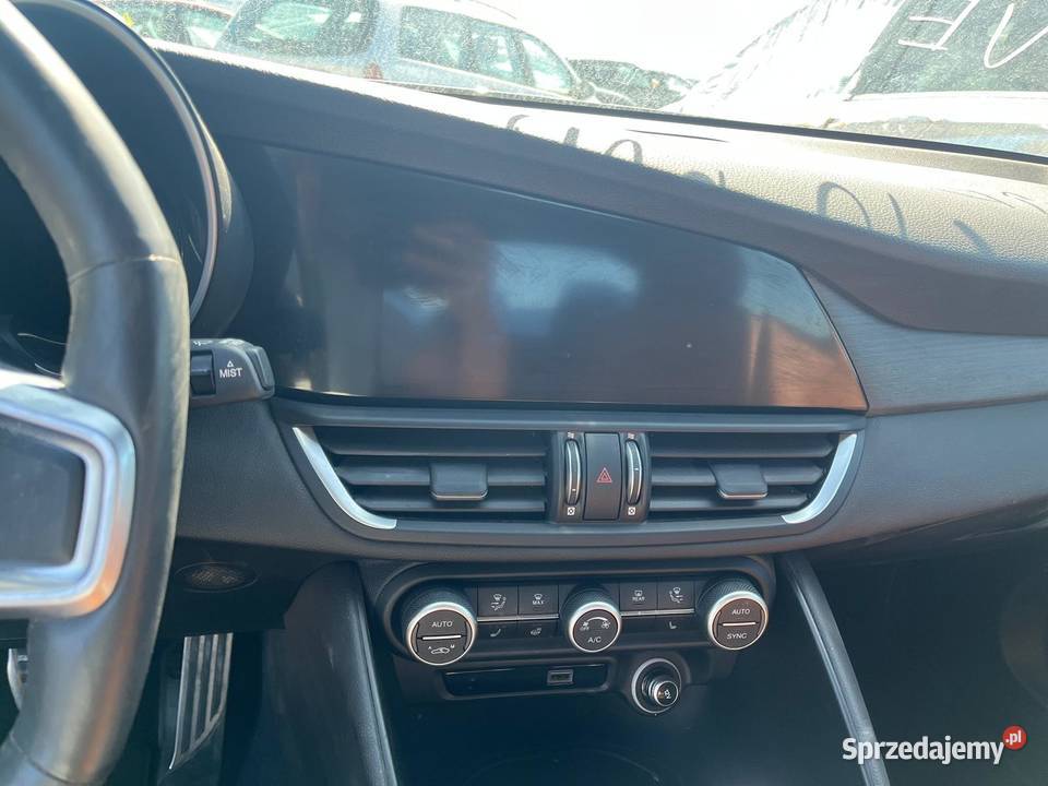 ALFA ROMEO Giulia 22 JTDm 210 T Q4 AT8 GN610 śląskie Katowice