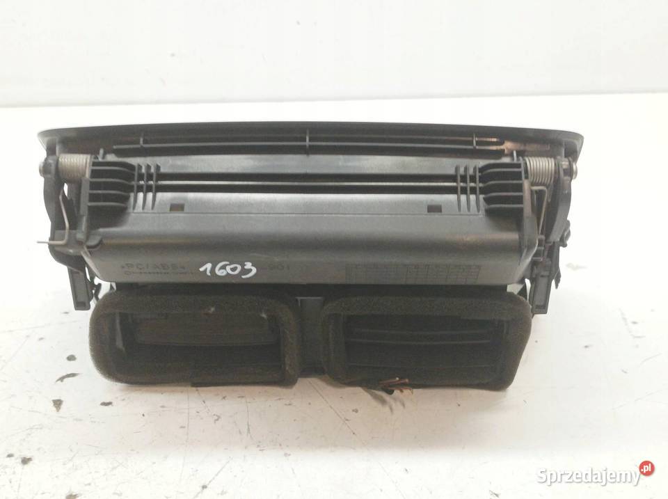 KRATKI NAWIEWU ŚRODKOWA DESKI SCHOWEK Skoda Kratki nawiewu świętokrzyskie