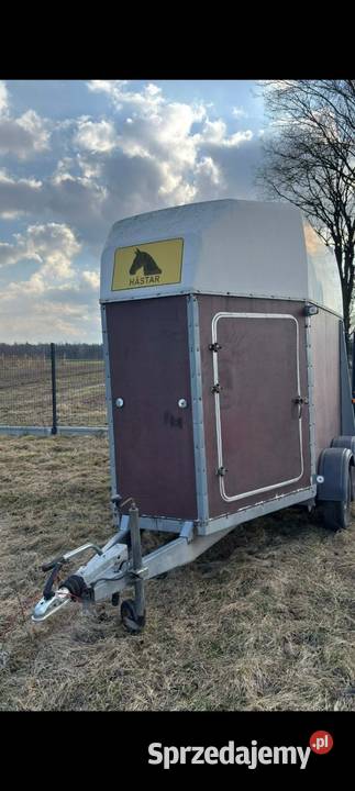 Przyczepa do zwierząt Transport zwierząt Ryki