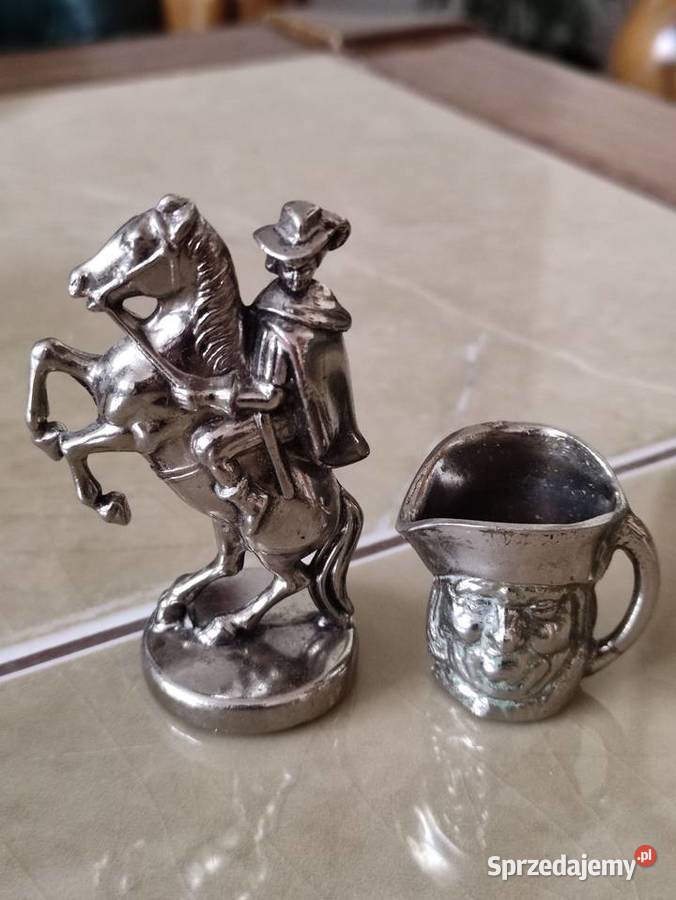 Figurka muszkietera na koniu plus kufelek Janów Lubelski sprzedam