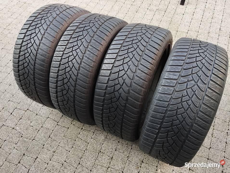 Opony Goodyear Ultra grip 23545R18 98V zima kpl