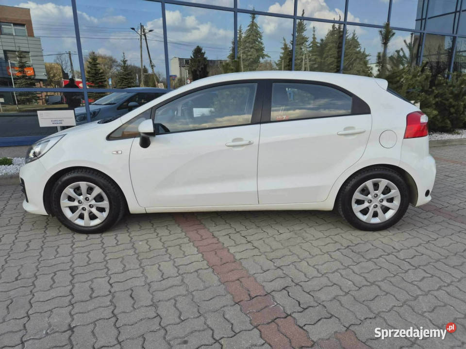 Kia Rio RIO salon 9 lat w jedych rękach LPG do czujnik zmierzchu Warszawa sprzedam