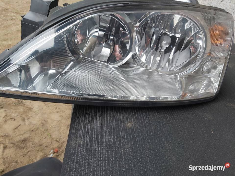 Lampy przednie ford mondeo mk3 20 tdci 2003r sprzedam