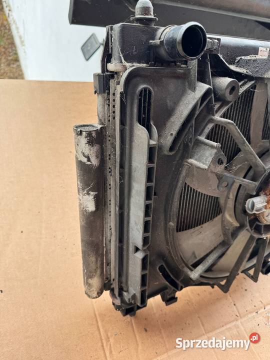 Komplet chłodnic wentylator intercooler Toyota Rok produkcji 2011 Brzesko sprzedam