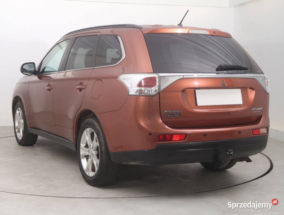 Mitsubishi Outlander 20