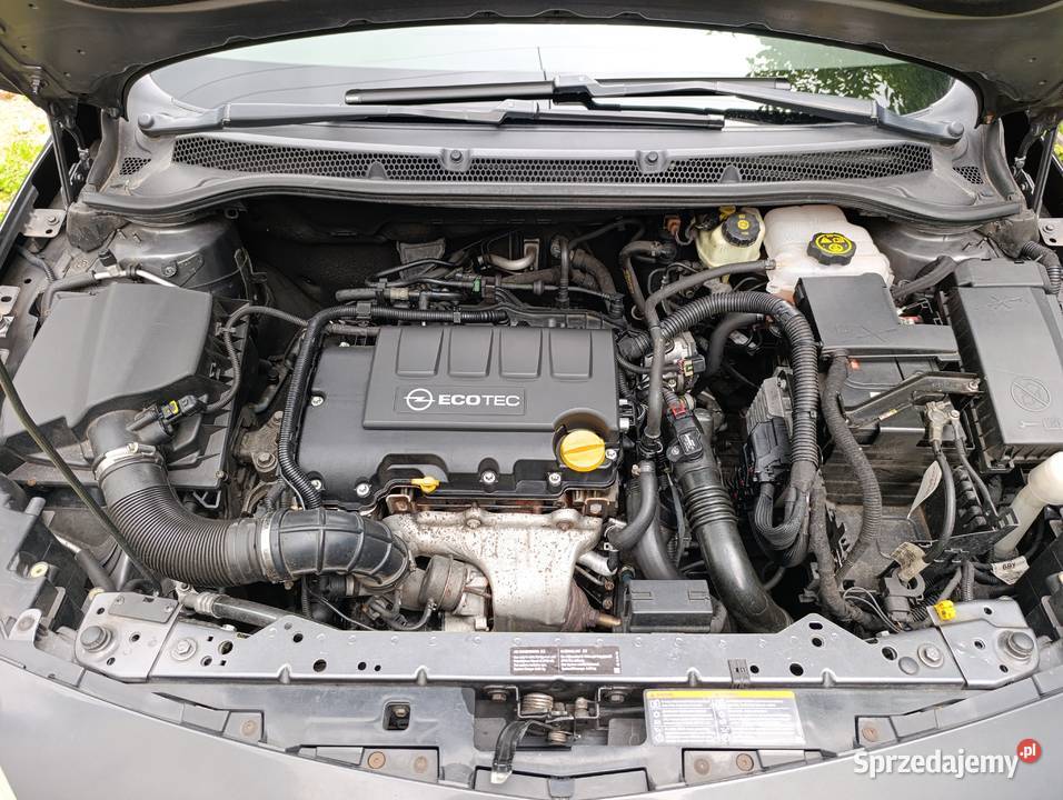 Opel Astra J 14 turbo benzyna Astra Piotrkowice