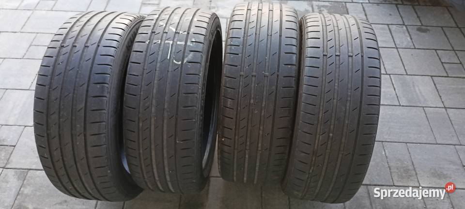 Komplet opon Kumho Ecsta 71 20545 R17 88Y