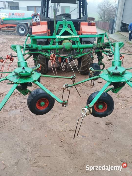 Przetrząsarka do siana Deutz fahr Z550D Bieganowo