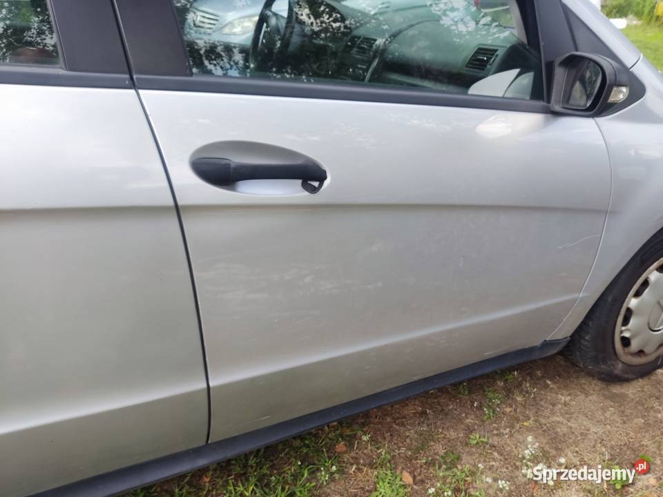Mercedes w 169 części 20 lakier 761 bez rdzy