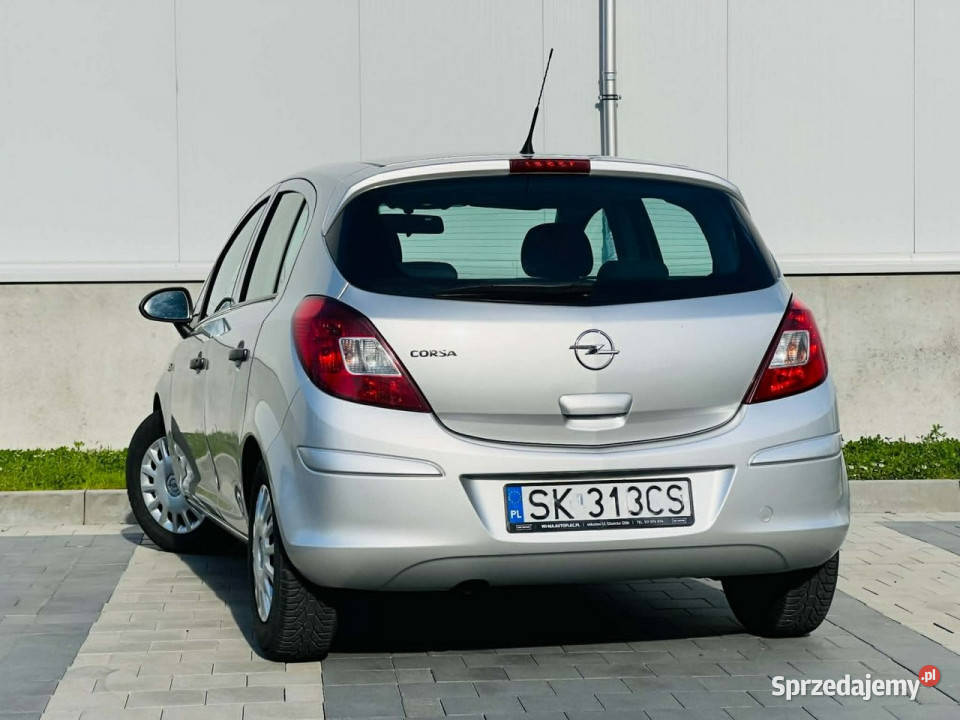 Opel Corsa Opel Corsa D 12 Benz krajowy 1 srebrny Corsa śląskie