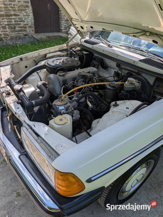 Mercedes Benz W123 200D Poręba Wielka