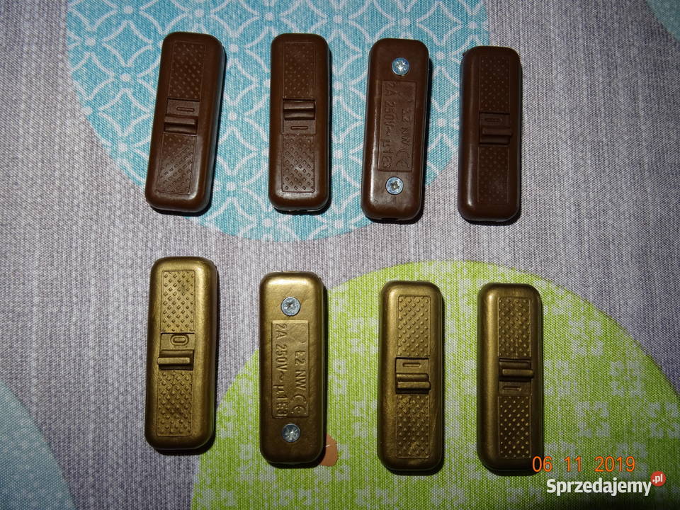 Przełącznik włącznik przelotowy