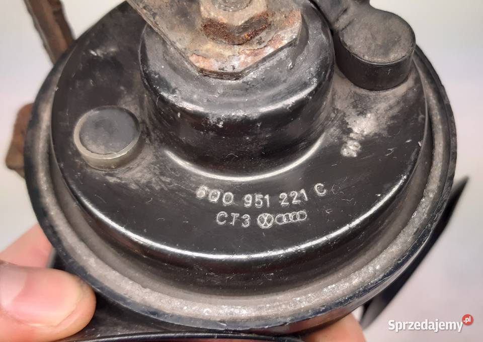 KLAKSON VW POLO 9N LIFT 6Q0951221C Wyposażenie wnętrza Mielęcin sprzedam