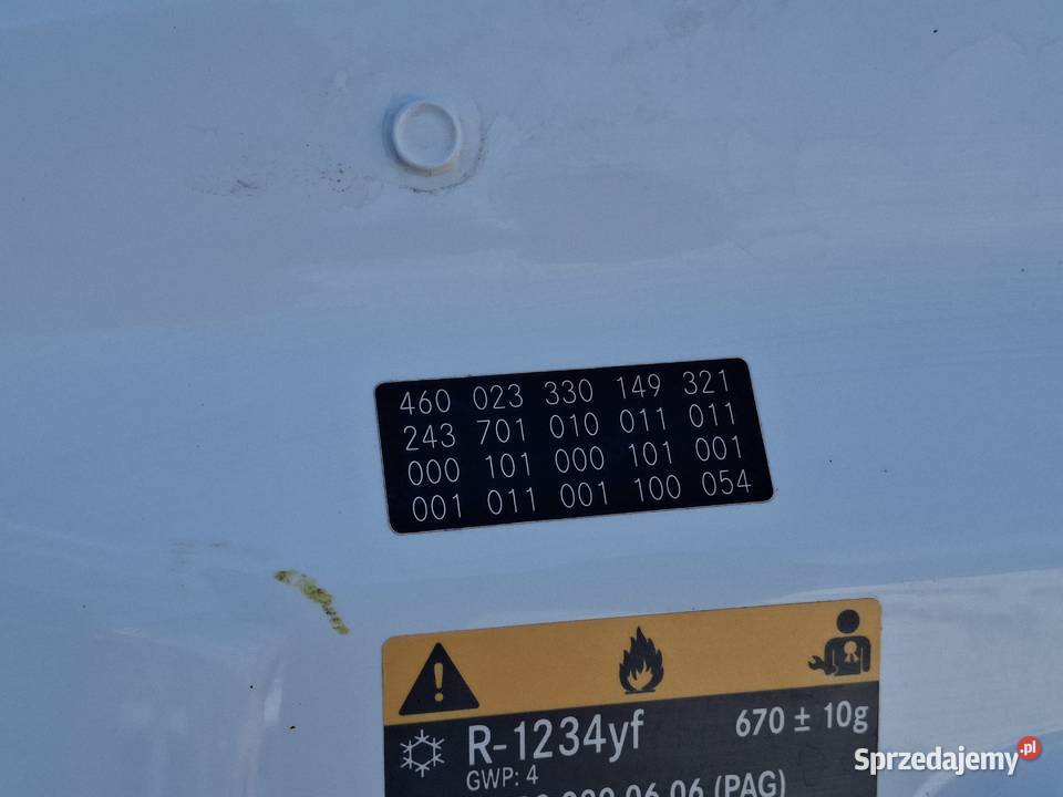 MERCEDES EQA W243 H243 GLA W247 H247 MASKA Bieleń