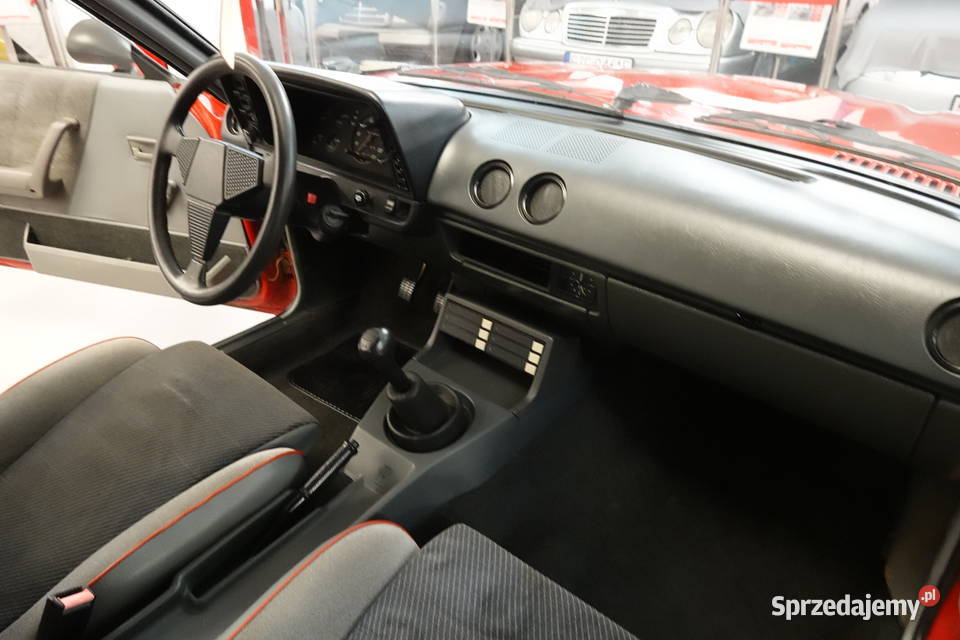 Opel Manta B 20 GSi 198661 Oryginalny LakierStan radio Manta łódzkie Zgierz