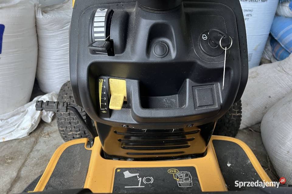 Traktorek ogrodowy lt1 cub cadet ns96 pompa małopolskie Wadowice