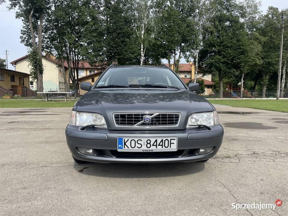 Volvo V40 2003 19TD kombi klimatyzacja hak Bobrek