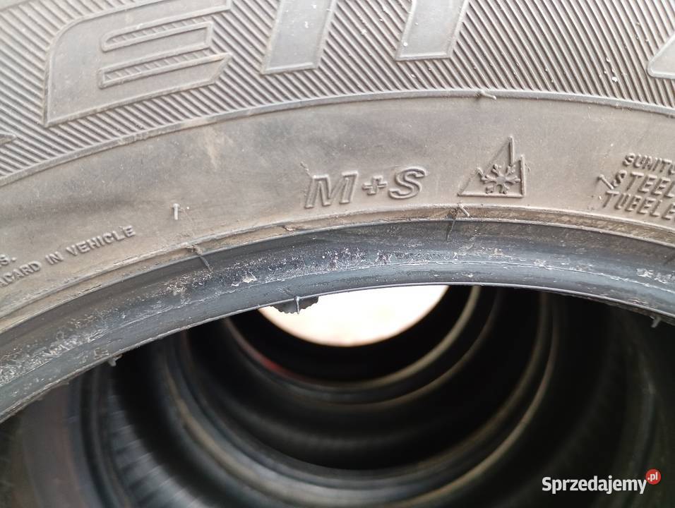 Opony zimowe FALKEN EUROWINTER 21555 r17 stan