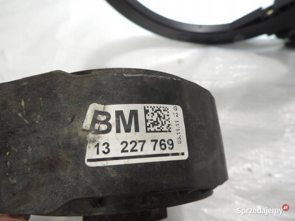 OPEL INSIGNIA A ŁAPA PODUSZKA SILNIKA 20 CDTI osobowe