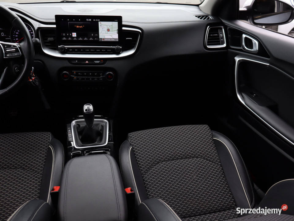 Kia Ceed 15 TGDI Bielany Wrocławskie