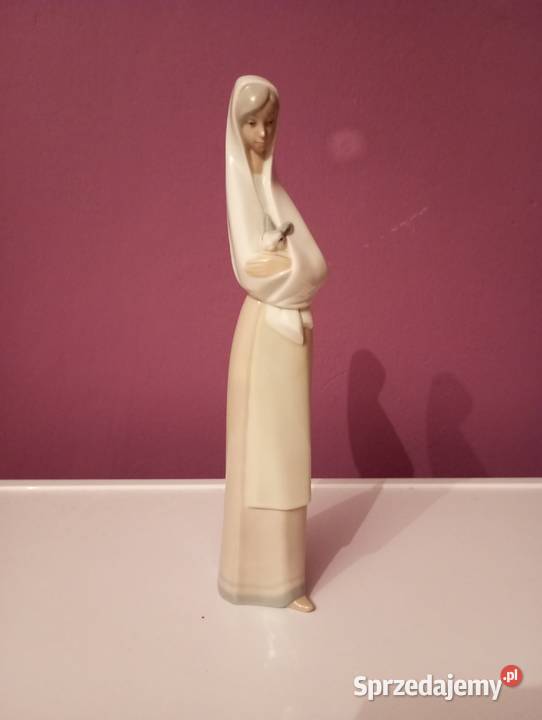 Porcelanowa figurka