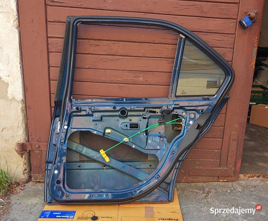 BMW E38 drzwi prawy prawe tył tylne Biarritz osobowe Drzwi Elbląg