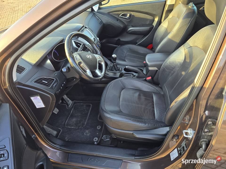 Hyundai ix35 panorama skóra bogate wyposażenie diesel Tuchola sprzedam